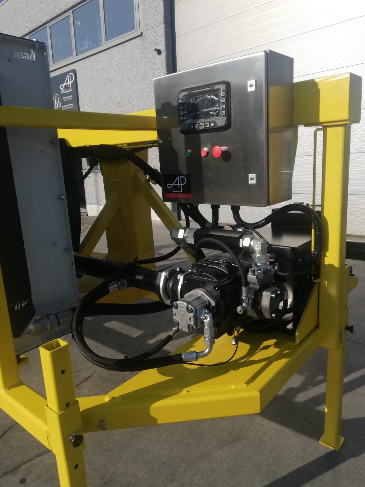Dynometer combine harvester