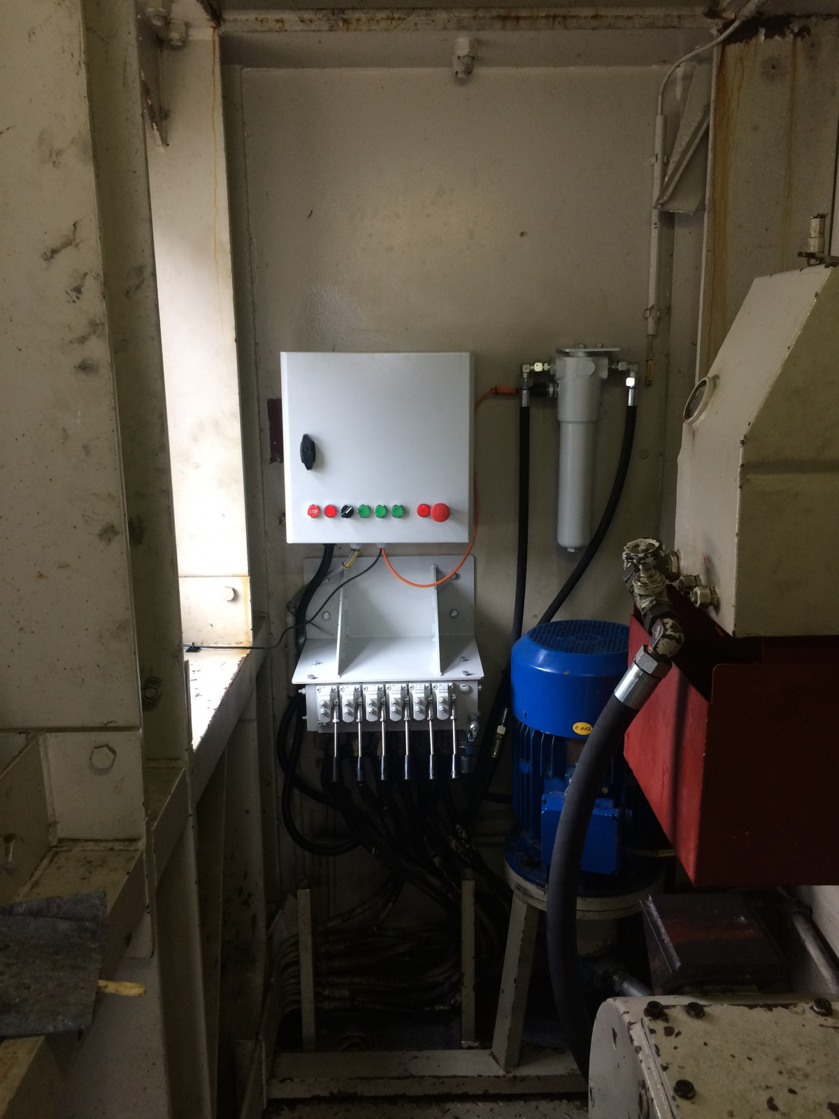 Retrofitting portaalkraan